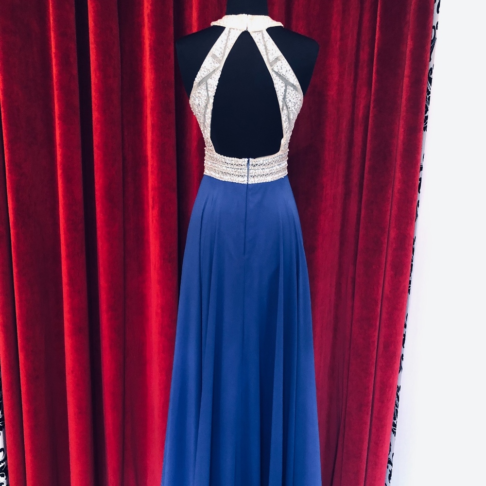 Long Dress - Picture 2 of 2
